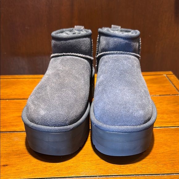 UGG Gray Suede Platform Boots - Picture 1 of 3